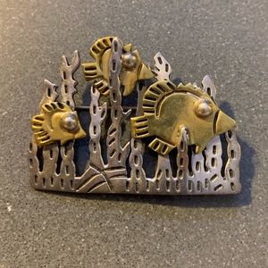 Silver “underwater” fish pin/brooch